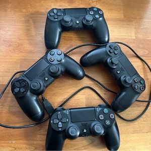 PS4 Dual Shock Controllers
